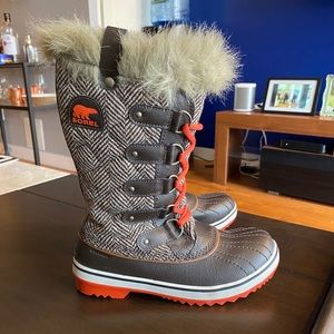 Sorel Tofino Snow Boots - Women’s 7.5